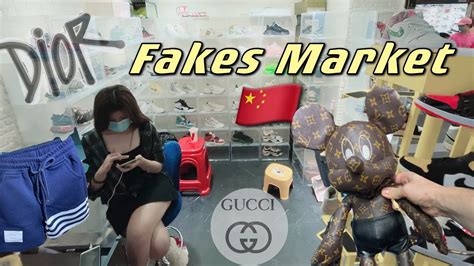 what oakleys are made in china